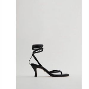 Zara women heeled leather square toe sandal